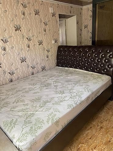 шезлонги бу: Срочно сатылат, спальный корейский матрасы, эки тумбасы менен — 2
