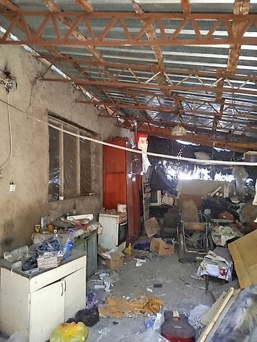 контейнер 20 т: Жилой дом с хозяйственной пристройкой под самостоятельный ремонт — 1