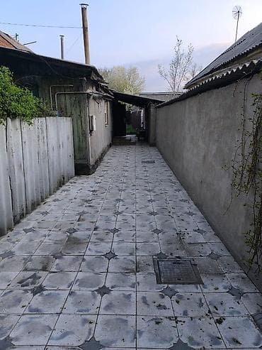 1 кв: Продается пол дома. Район Баялинова Професора Зимы (ближе к БЧК). В — 9