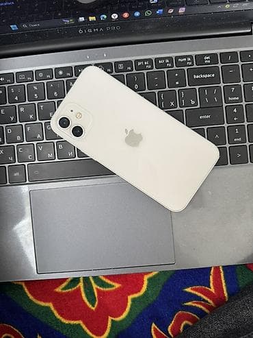 iphone xr 13 pro: IPhone 12, Белый — 1