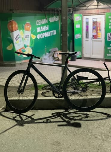 велосипед с фиксированной передачей: Продаю срочно !!! минус нету - Рама: дорожная/трековая геометрия — 1
