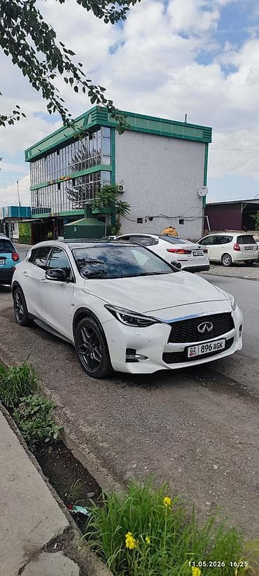Infiniti Q45: 2017 г., 2 л, Типтроник, Бензин, Кроссовер