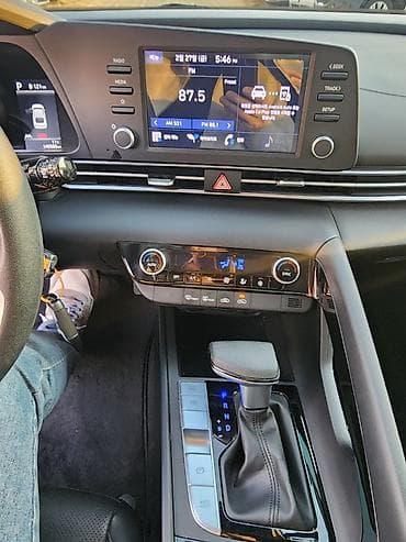 eclipse cross: Hyundai Elantra: 2019 г., Автомат, Бензин, Седан — 9