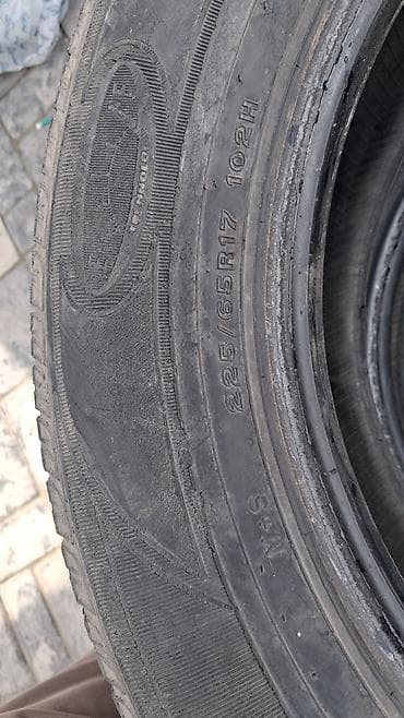 17: Комплект автошин 225/65 R17 - Количество: 4 штуки - Типоразмер — 2