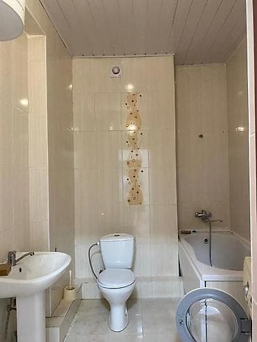 Кыймылсыз мүлк: 1 бөлмө, Кыймылсыз мүлк агенттиги, Чогуу жашоосу жок, Толугу менен эмереги бар — 3