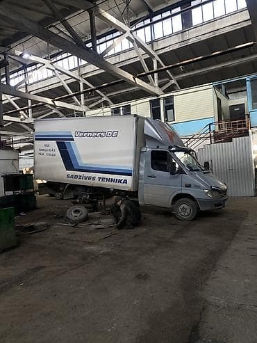 ящик для спринтера: Легкий грузовик, Mercedes-Benz, Стандарт, Б/у — 3