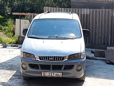 Транспорт: Hyundai Starex: 2002 г., 2.5 л, Механика, Дизель, Минивэн — 3