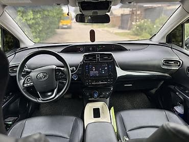 Продажа авто: Toyota Prius: 2016 г., Вариатор, Гибрид, Хэтчбэк — 4