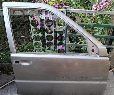 гранд чароки: Дверь на Jeep grand cherokee 8г.г — 1
