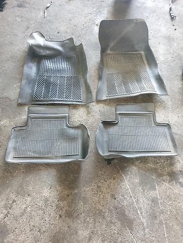 подушка виндом: Полики . Передни изадние С.202. Камплект Привазнои из Германии — 1