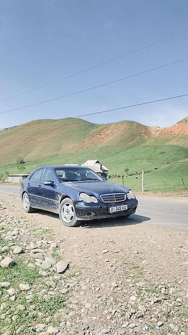 kia ceet: Mercedes-Benz C-Class: 2002 г., 2.4 л, Ручные, Бензин, Седан — 7