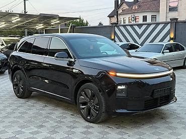 Lixiang L6: 2024 г., 1.5 л, Автомат, Гибрид, Кроссовер — 1