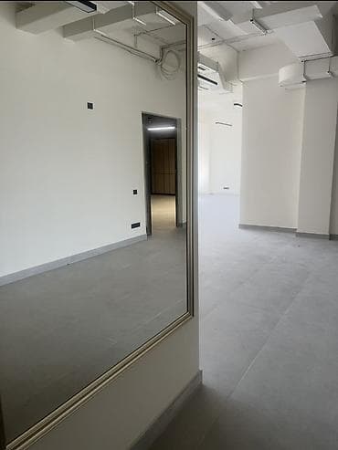 110: Аренда офисов, 110 м², В бизнес центре — 2