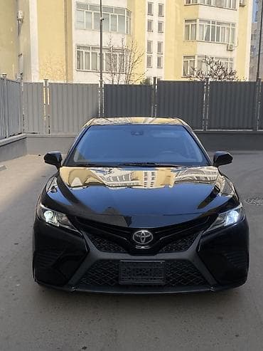 Toyota Camry: 2020 г., 2.5 л, Автомат, Бензин, Седан