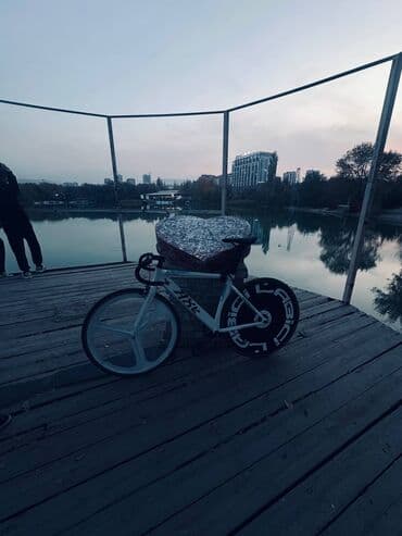 купить фикс в бишкеке: Городской велосипед, Рама M (156 - 178 см), Б/у — 2