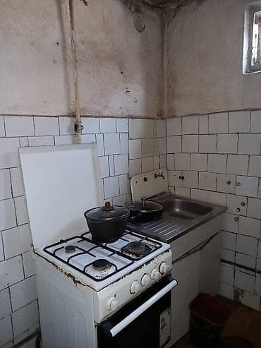 сдаю гостиница: Сдаётся простая часть дома Планировка и оснащение: - 2 комнаты — 5