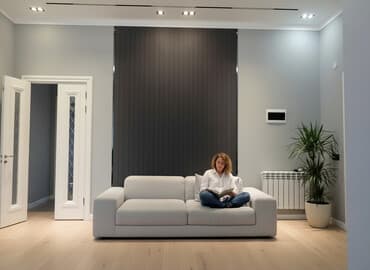 1 комнатный дом: Тв зона бамбуковый панель# 3д панели рейки#молдинг#потолочные — 1