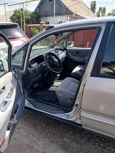 h 1: Honda Shuttle: 1997 г., 2.3 л, Автомат, Газ, Минивэн — 5