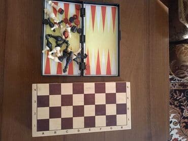 машинка на управление: Набор разнообразных игрушек для детей. Включает в себя фигурки людей — 7