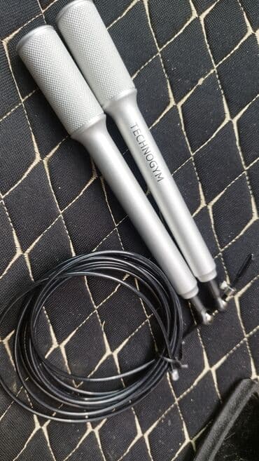 купить беговую дорожку в польше бу: Продаю новый Скакалку TECHNOGYM — 1