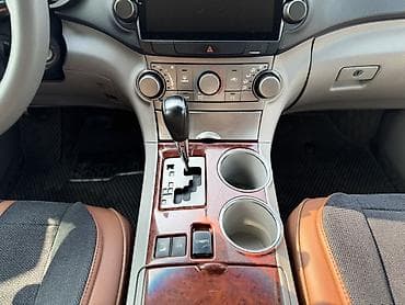 Toyota: Toyota Highlander: 2008 г., 3.5 л, Бензин, Кроссовер — 8