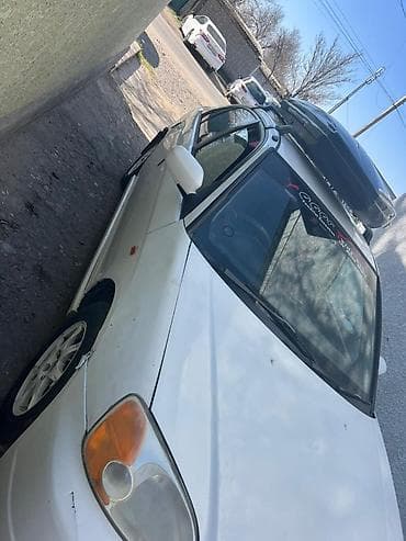 джили машина: Honda Civic: 2002 г., Седан — 5