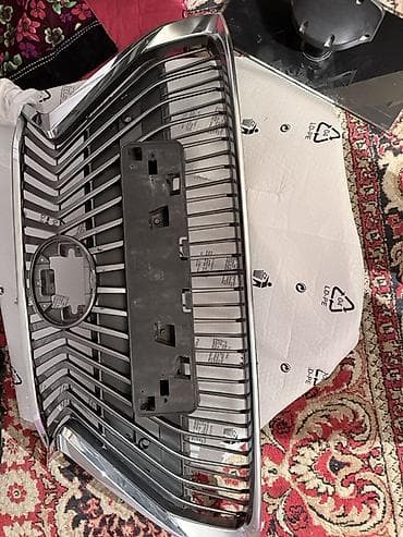 Решетка радиатора Lexus