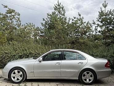 Mercedes-Benz E-Class: 2004 г., 3.2 л, Автомат, Бензин — 1