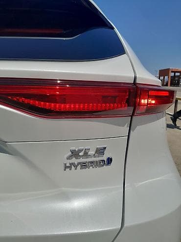 prius plus: Toyota Venza: 2022 г., 2.5 л, Автомат, Гибрид, Кроссовер — 5