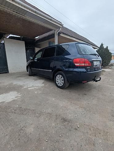 e53 4 8: Toyota Avensis Verso: 2002 г., 2 л, Механика, Газ, Минивэн — 9