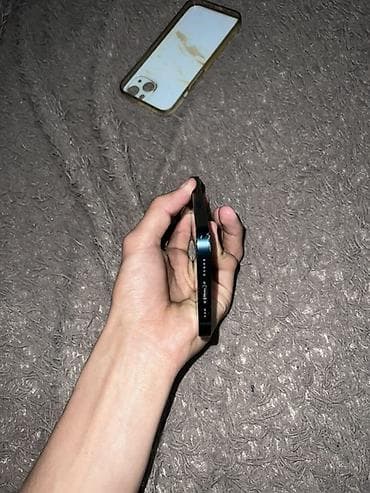 se 3: IPhone 13, Midnight, Чехол — 6