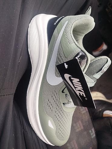 Мужские кроссовки, 40, 41, 42, Nike, Новый, цвет - Серый, Бесплатная доставка