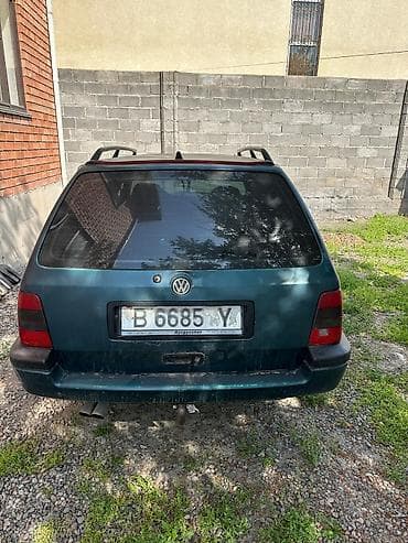 vw: Volkswagen Golf Variant: 1994 г., Механика, Универсал — 1