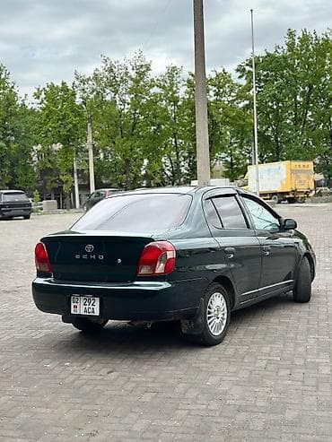 Toyota: Toyota Echo: 2000 г., 1.5 л, Автомат, Бензин, Седан — 2