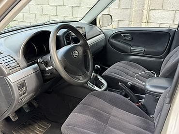 бак бенза: Suzuki Grand Vitara: 2004 г., 2.5 л, Механика, Бензин, Кроссовер — 5