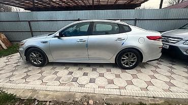 e60 m5: Kia Optima: 2018 г., Седан — 3