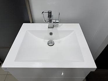 тумбочка с раковиной: Тумба для ванны, Б/у, С раковиной, ЛДСП, цвет - Белый — 2