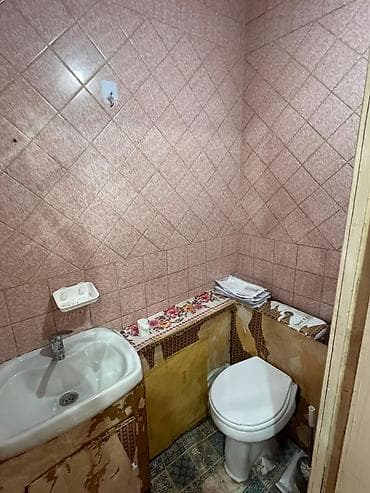 Недвижимость: 2 комнаты, 50 м², 105 серия, Восток-5 мкр 105 серия, 5 этаж, Требуется ремонт — 10