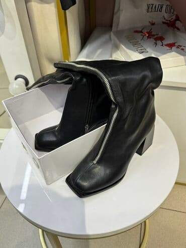 пол сапоги женские: Женские ботильоны из черной гладкой кожи с молнией - Материал верха — 7