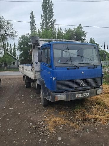 Грузовик, Mercedes-Benz, Стандарт — 2