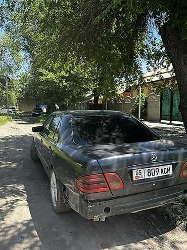 Продажа авто: Mercedes-Benz E-Class: 1999 г., 2.2 л, Автомат, Дизель, Седан — 5