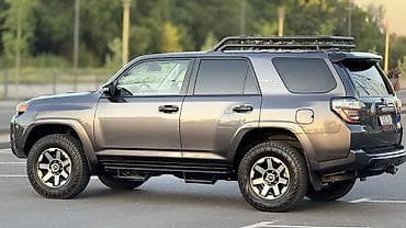 машины до 10000 долларов: Toyota 4Runner: 2023 г., 4 л, Автомат, Бензин, Внедорожник — 7