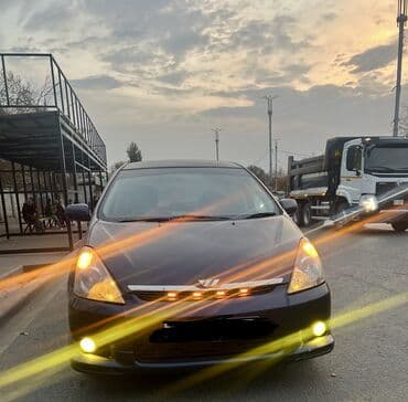 купить авто в рассрочку в бишкеке: Toyota WISH: 2003 г., 1.8 л, Автомат, Бензин, Минивэн — 2