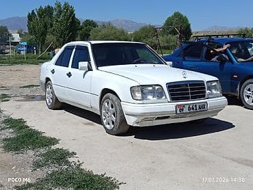 Mercedes-Benz W124: 1993 г., Механика, Седан — 2