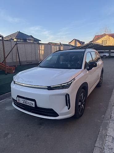 GAC AION i60 гибрид с батареей на 210км+ 1000км на бензине. Белого