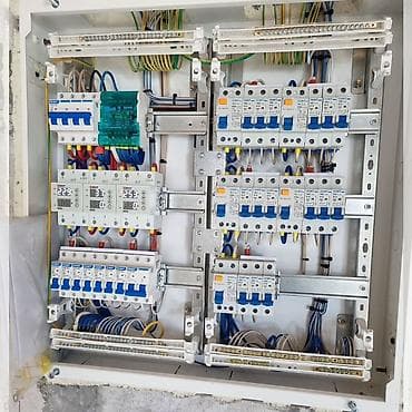 Электрик | Монтаж проводки, Монтаж розеток, Установка автоматов 3-5 лет опыта at lalafo.kg Электрик | Монтаж проводки, Монтаж розеток, Установка автоматов 3-5 лет опыта