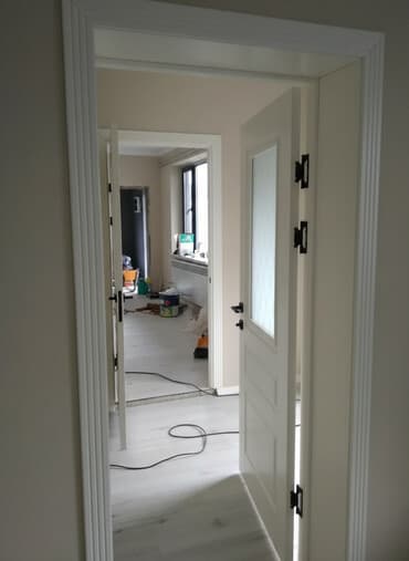 Установка дверей .

Жайылский р-н