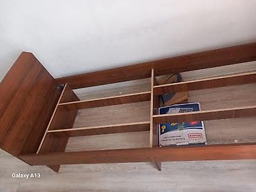 Мебель: Кровать односпальная с деревянным каркасом - Размер спального места — 1