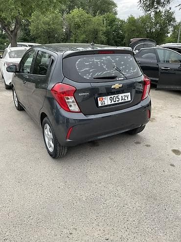 Chevrolet Spark: 2019 г., 1 л, Автомат, Бензин, Хетчбек — 3