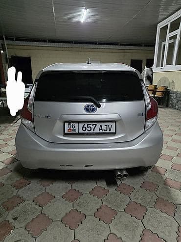 чон: Toyota Aqua: 2015 г., 1.5 л, Автомат, Гибрид, Хетчбек — 7